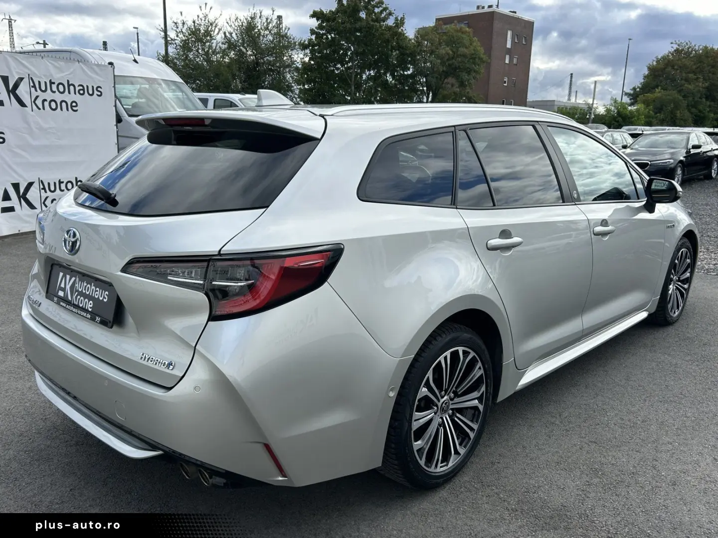 TOYOTA Corolla 2.0 Hybrid Team D  KEYLESS FAHRASS-PAKET