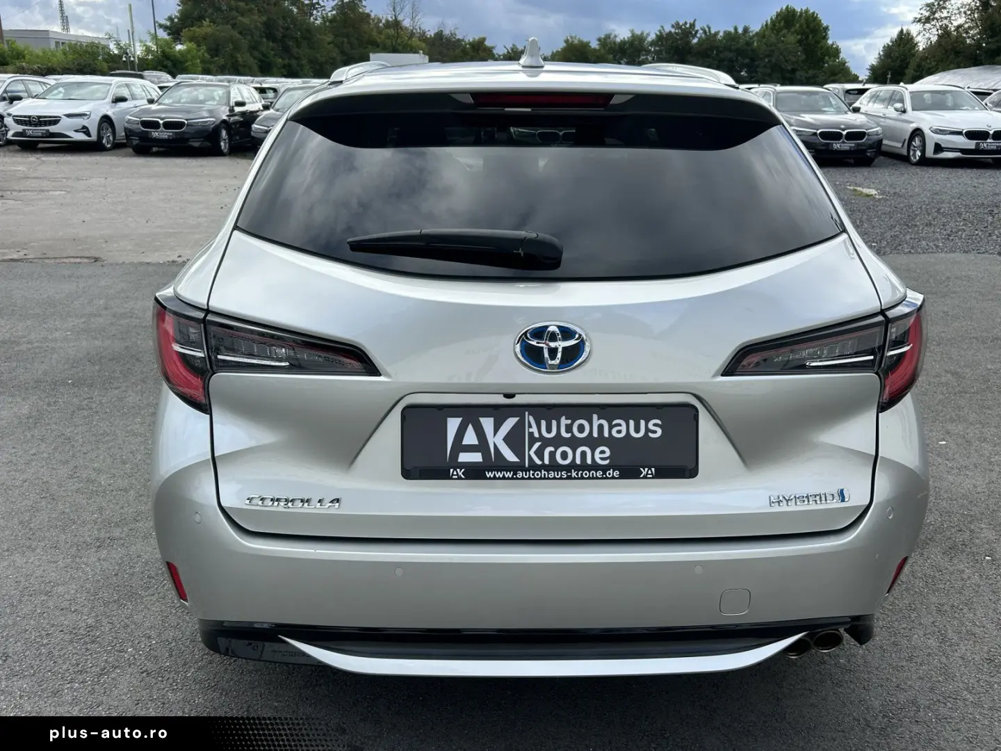 TOYOTA Corolla 2.0 Hybrid Team D  KEYLESS FAHRASS-PAKET