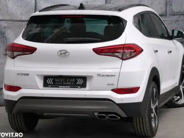 Hyundai Tucson 2.0 CRDI 4WD 6AT Premium