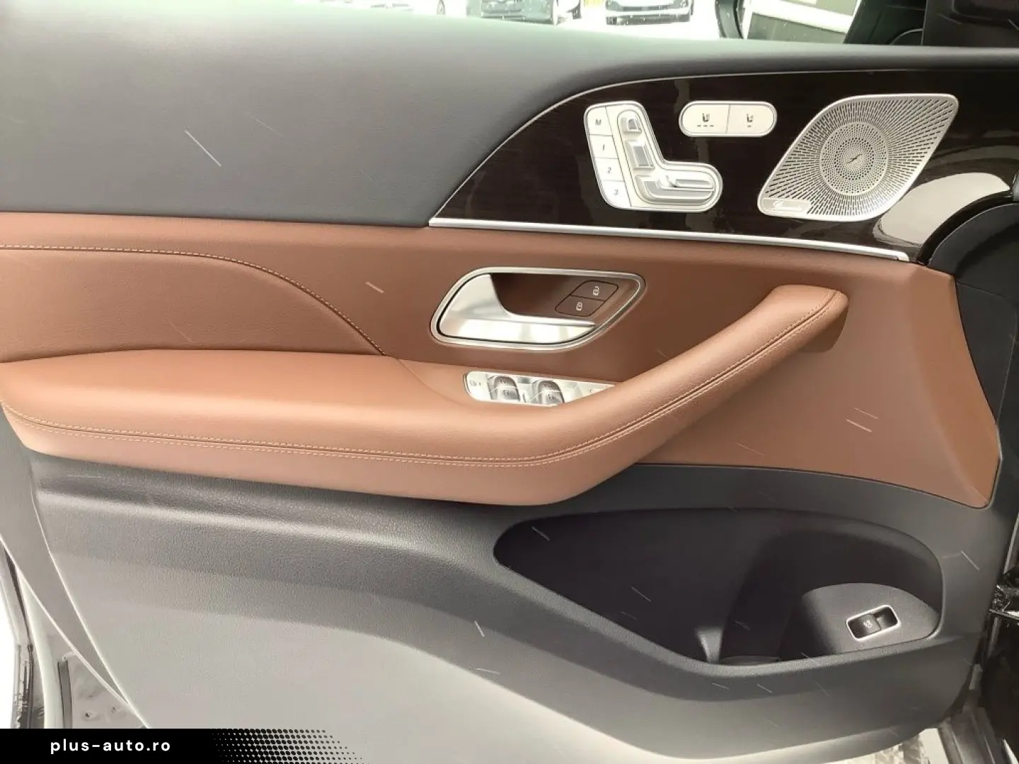 MERCEDES-BENZ GLE 350 de 4M PANO MBEAM DISTRONIC BUR&hellip;