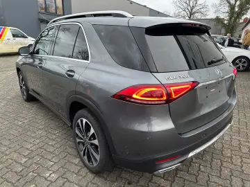 MERCEDES-BENZ GLE 350 d 4M AMG Line Int. Pano Distro AHK