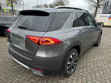MERCEDES-BENZ GLE 350 d 4M AMG Line Int. Pano Distro AHK