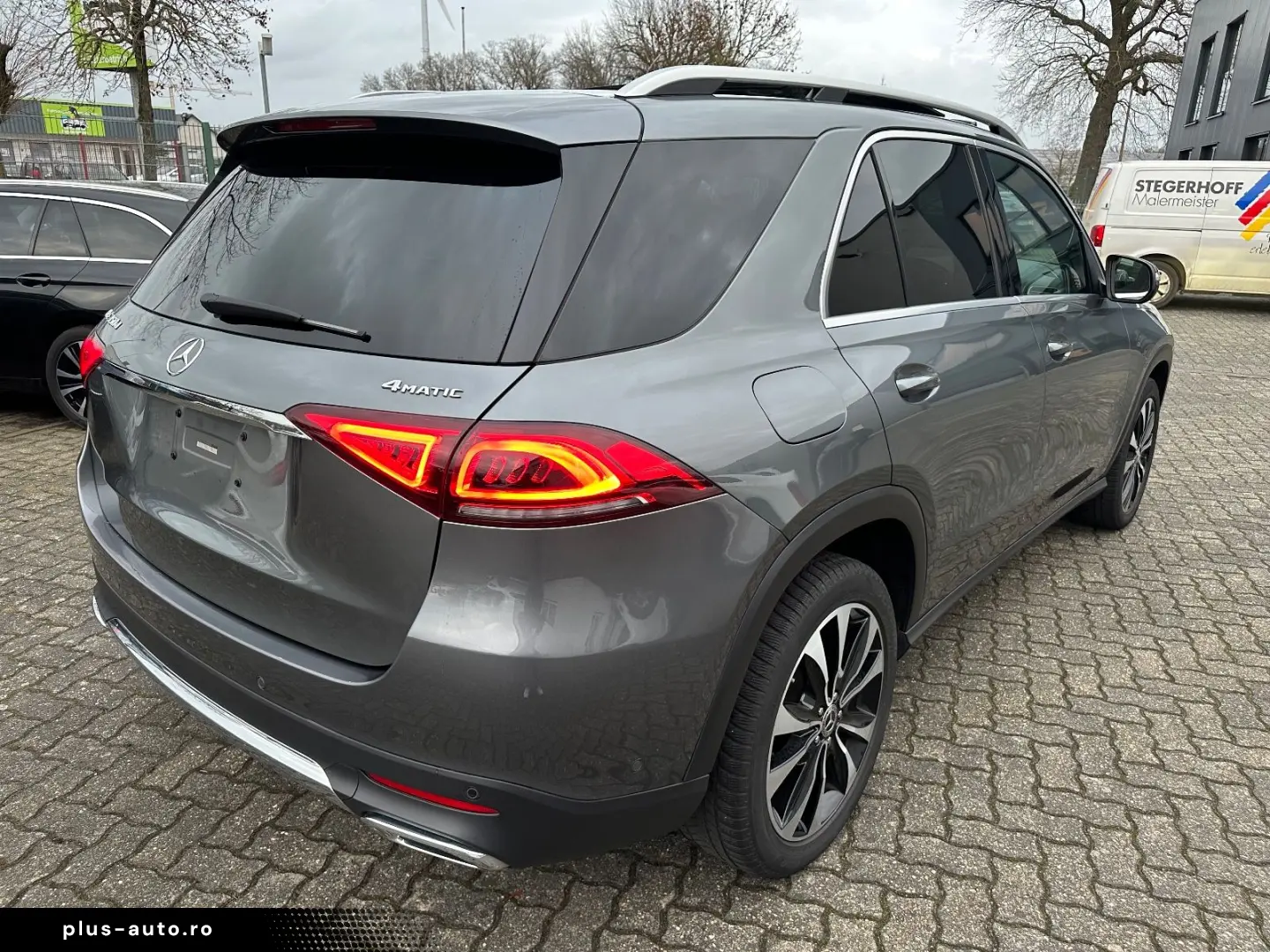 MERCEDES-BENZ GLE 350 d 4M AMG Line Int. Pano Distro AHK