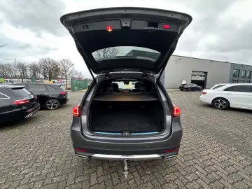 MERCEDES-BENZ GLE 350 d 4M AMG Line Int. Pano Distro AHK