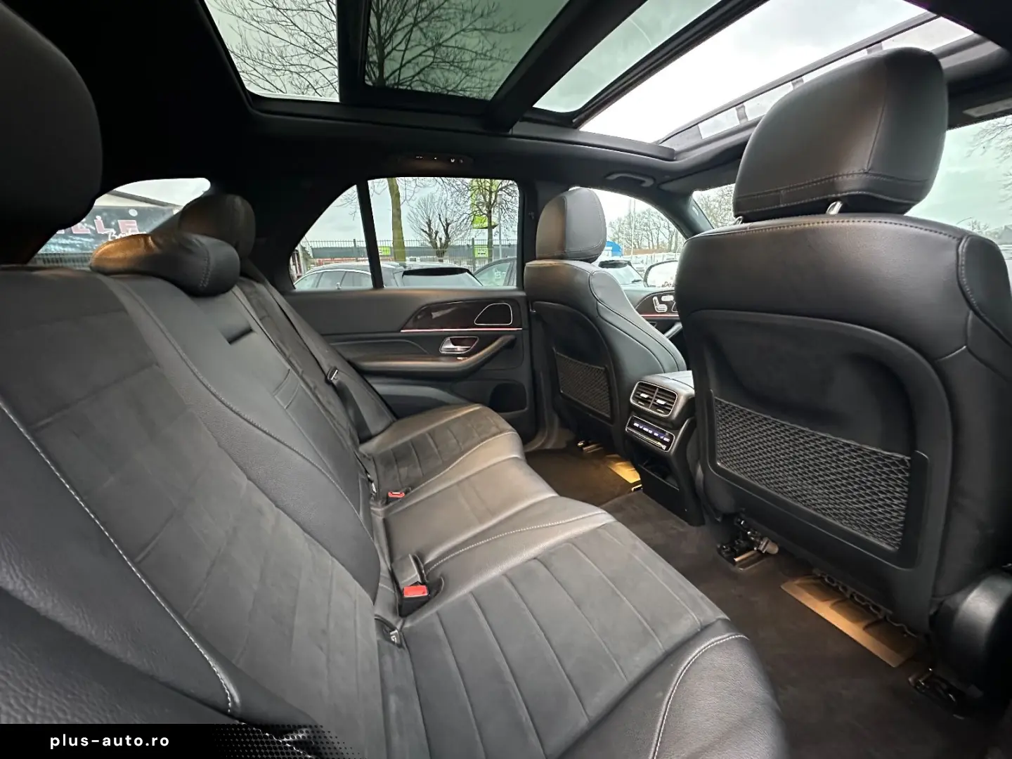 MERCEDES-BENZ GLE 350 d 4M AMG Line Int. Pano Distro AHK