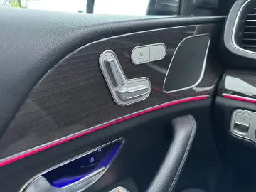 MERCEDES-BENZ GLE 350 d 4M AMG Line Int. Pano Distro AHK