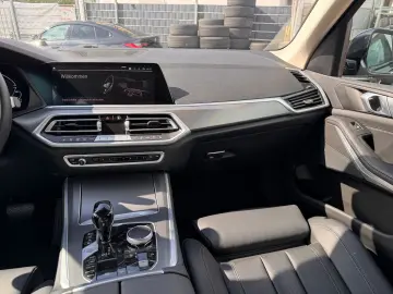 BMW X5 xDrive45e SPORT HUD GESTIK LED 360 LEDER