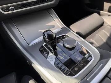 BMW X5 xDrive45e SPORT HUD GESTIK LED 360 LEDER