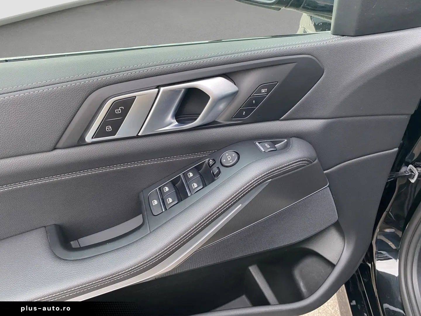 BMW X5 xDrive 30d (M-Sport Navi LED AHK )