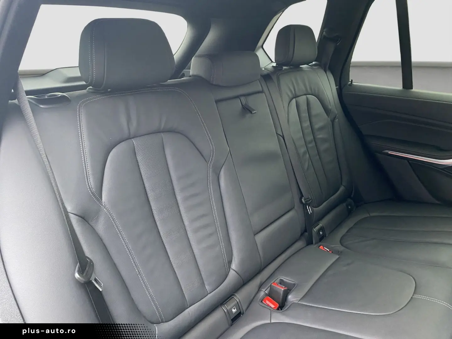 BMW X5 xDrive 30d (M-Sport Navi LED AHK )