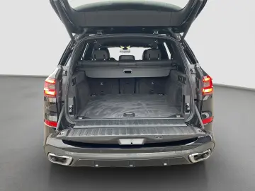 BMW X5 xDrive 30d (M-Sport Navi LED AHK )