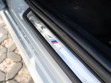 BMW 320i xDrive Limousine M Sport ACC GSD LRH SGlas