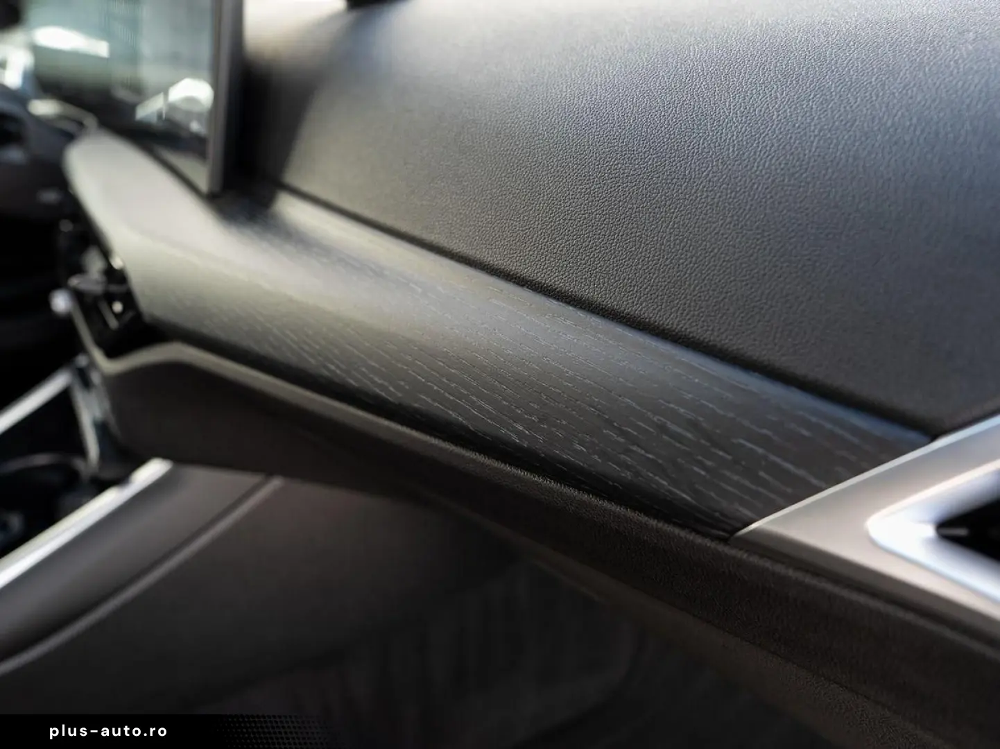 BMW 320i xDrive Limousine M Sport ACC GSD LRH SGlas