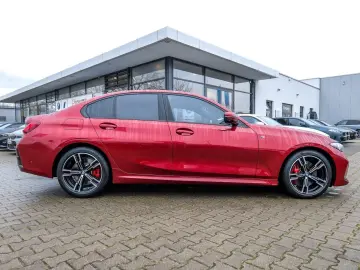 BMW 330d xDrive MSportPro Glasd. DA PA  Memorys.H K