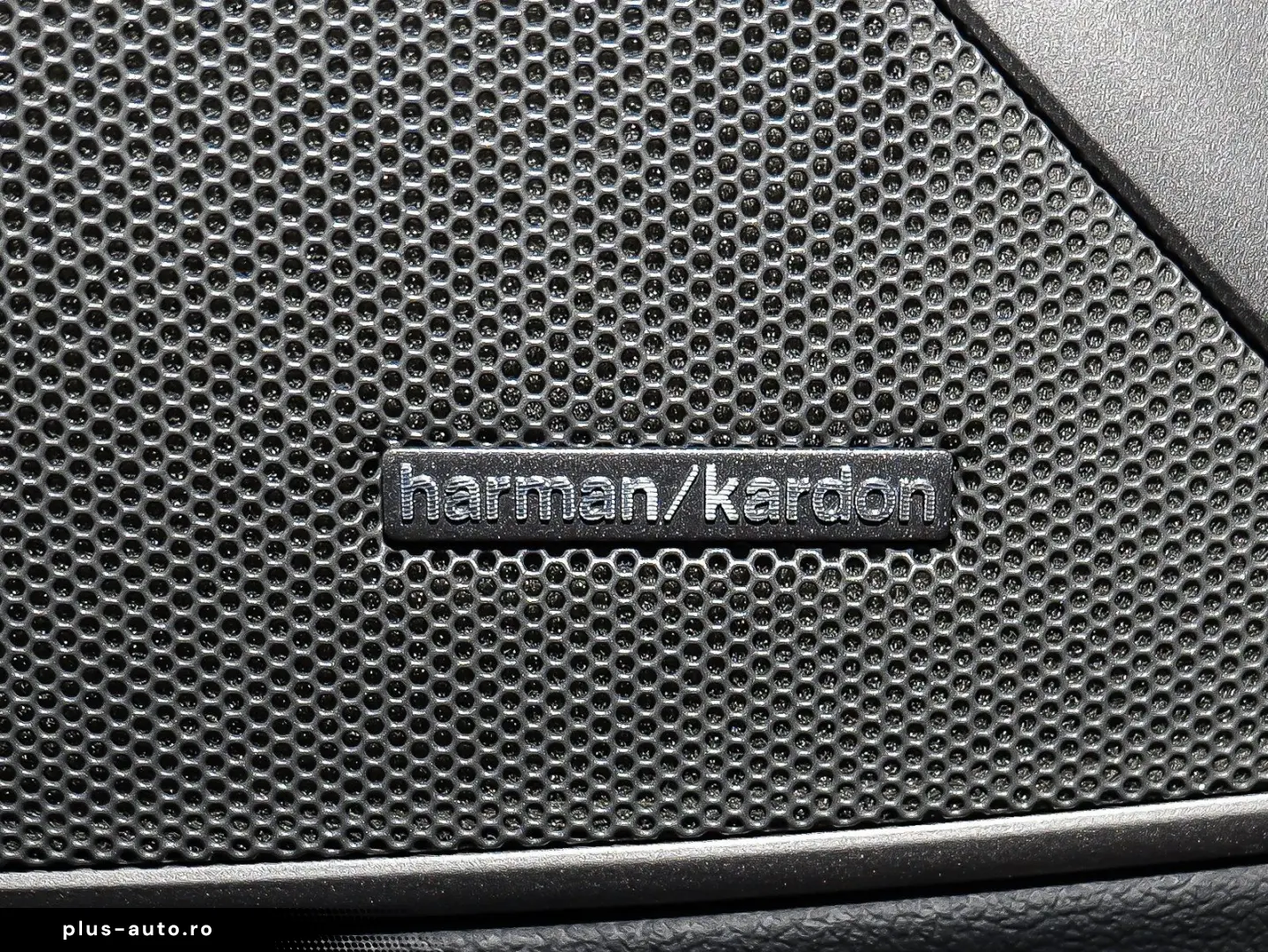 BMW 330d xDrive MSportPro Glasd. DA PA  Memorys.H K