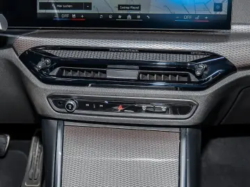 BMW 330d xDrive MSportPro Glasd. DA PA  Memorys.H K