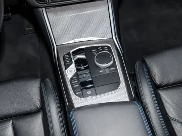 BMW 330d xDrive MSportPro Glasd. DA PA  Memorys.H K