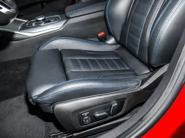 BMW 330d xDrive MSportPro Glasd. DA PA  Memorys.H K