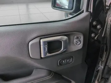 Jeep Wrangler 2.0 T-GDI 4WD Sahara