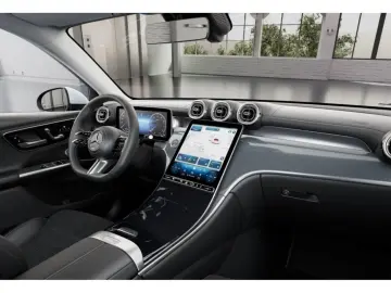 MERCEDES-BENZ GLC 200 4m Edition AMG-Line Panoramadach