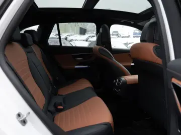 MERCEDES-BENZ GLC 300 4M AMG-Sport Pano AHK HUD Dist&hellip;