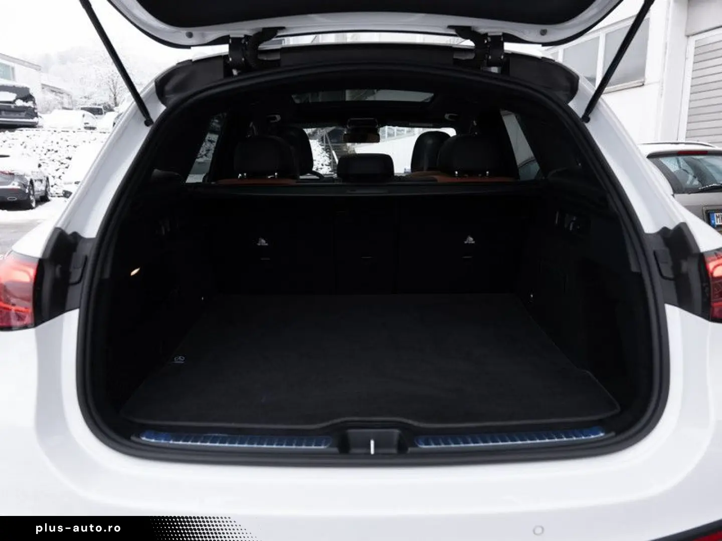 MERCEDES-BENZ GLC 300 4M AMG-Sport Pano AHK HUD Dist&hellip;