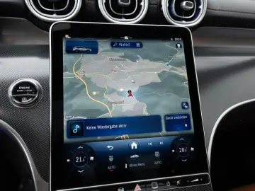 MERCEDES-BENZ GLC 300 4M AMG-Sport Pano AHK HUD Dist&hellip;