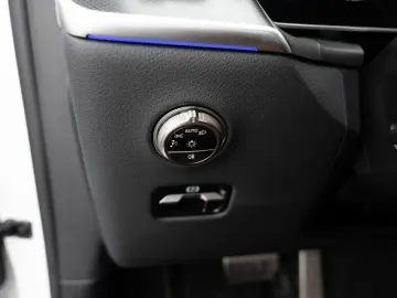 MERCEDES-BENZ GLC 300 4M AMG-Sport Pano AHK HUD Dist&hellip;