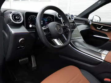 MERCEDES-BENZ GLC 300 4M AMG-Sport Pano AHK HUD Dist&hellip;