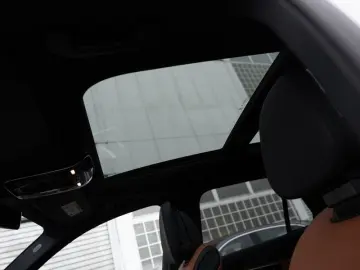 MERCEDES-BENZ GLC 300 4M AMG-Sport Pano AHK HUD Dist&hellip;