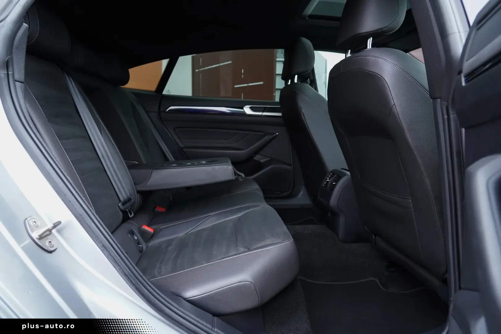 Volkswagen ARTEON 1.4 eHybrid OPF DSG R-Line