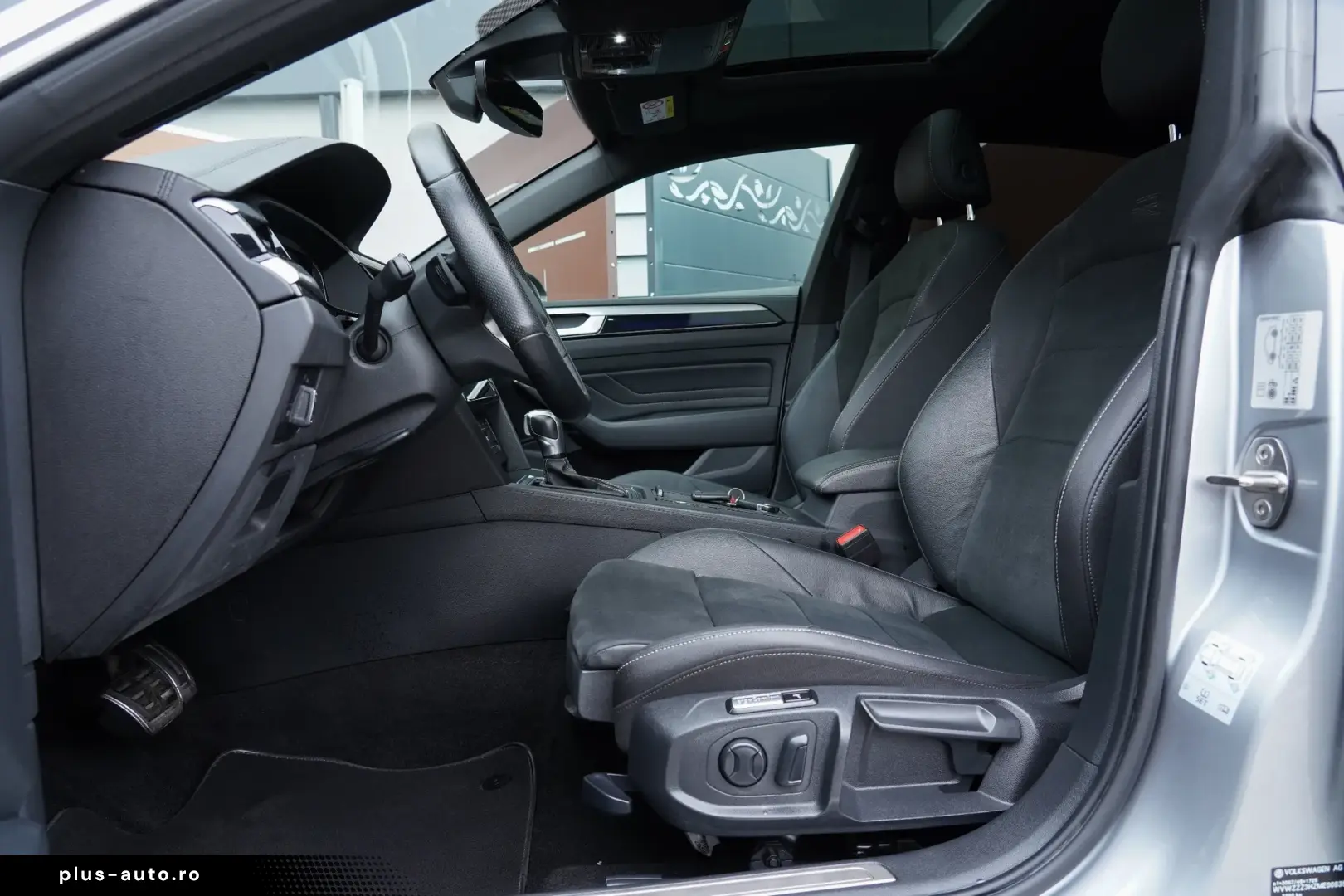 Volkswagen ARTEON 1.4 eHybrid OPF DSG R-Line