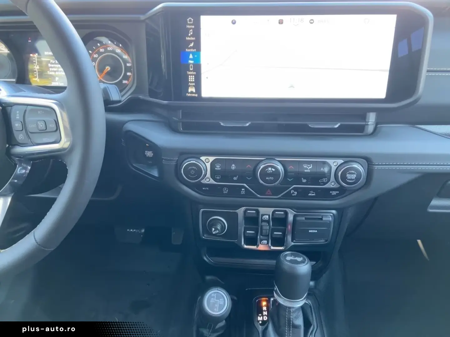 Jeep Wrangler Sahara