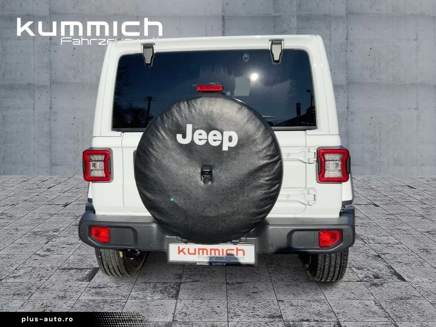 Jeep Wrangler Sahara