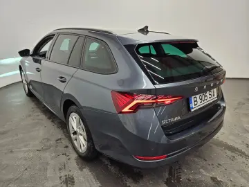 SKODA OCTAVIA COMBI STYLE 2.0 TDI DSG