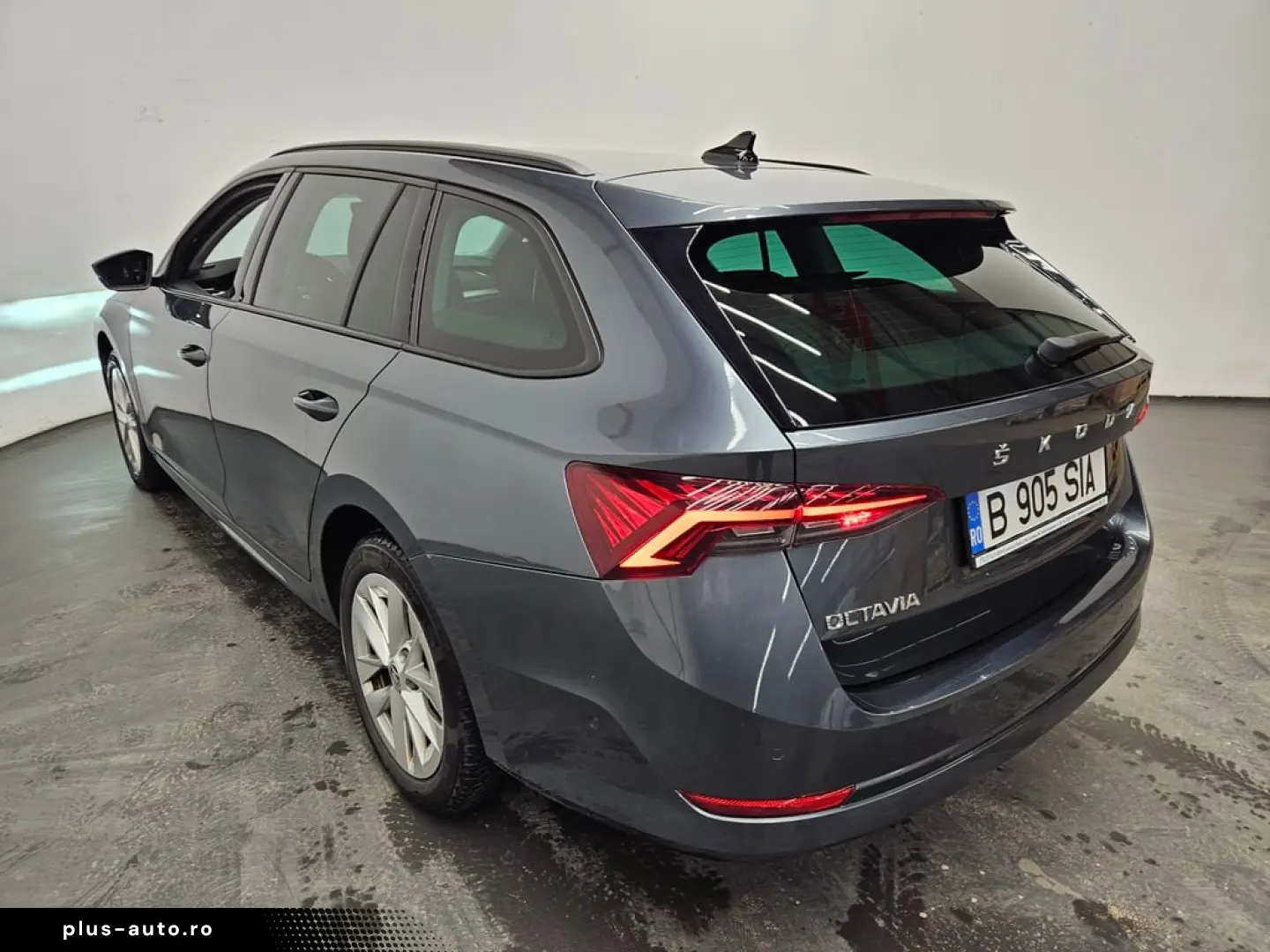 SKODA OCTAVIA COMBI STYLE 2.0 TDI DSG