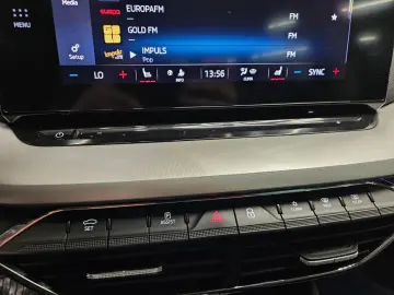 SKODA OCTAVIA COMBI STYLE 2.0 TDI DSG