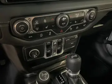 Jeep Wrangler Unlimited Sahara