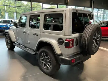 Jeep Wrangler Unlimited Sahara