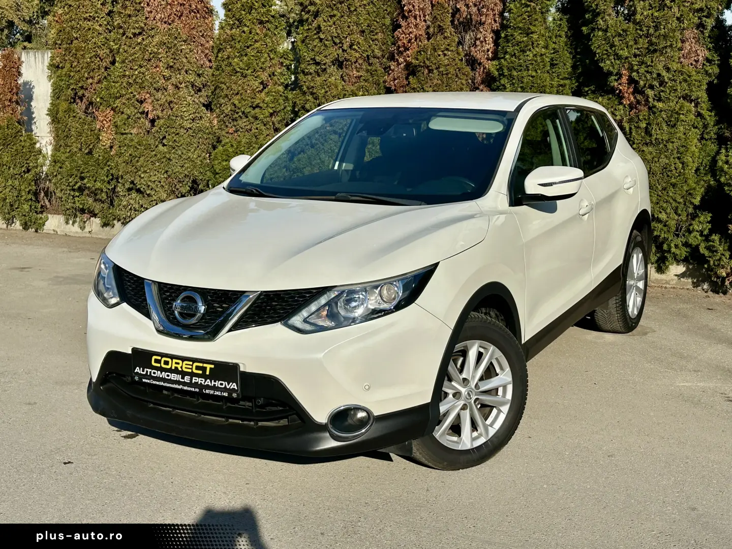 Nissan Qashqai 2015 183.000KM Lane Assist Garantie Rate