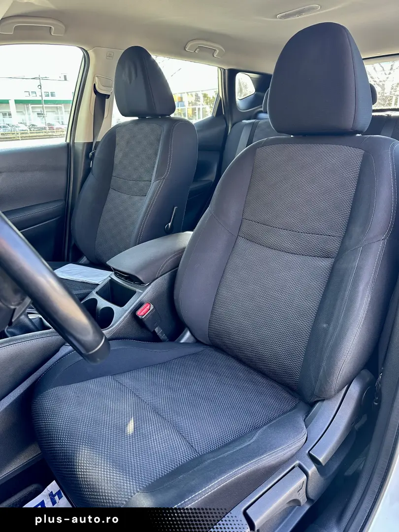 Nissan Qashqai 2015 183.000KM Lane Assist Garantie Rate