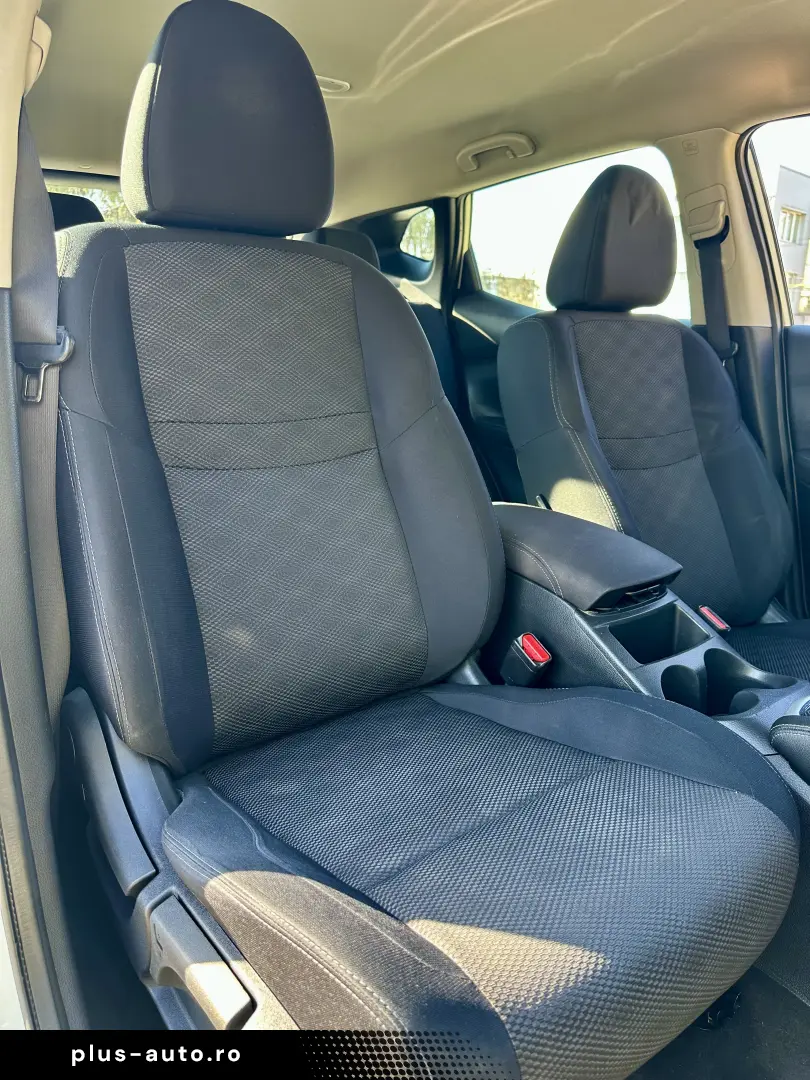 Nissan Qashqai 2015 183.000KM Lane Assist Garantie Rate