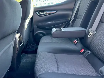 Nissan Qashqai 2015 183.000KM Lane Assist Garantie Rate