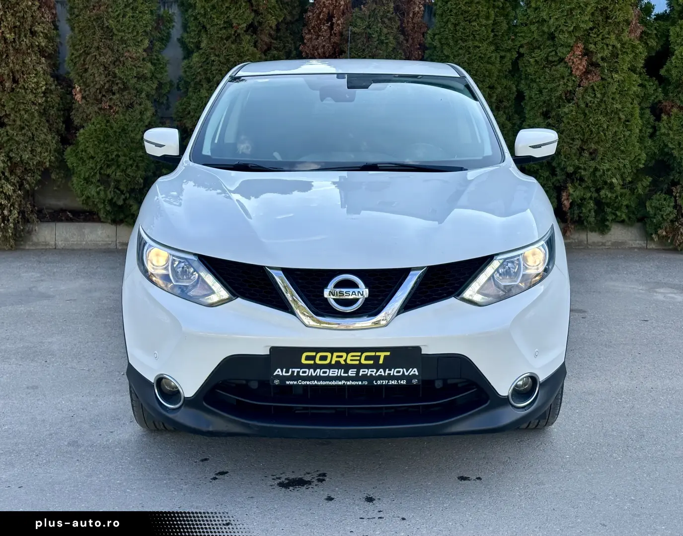 Nissan Qashqai 2015 183.000KM Lane Assist Garantie Rate