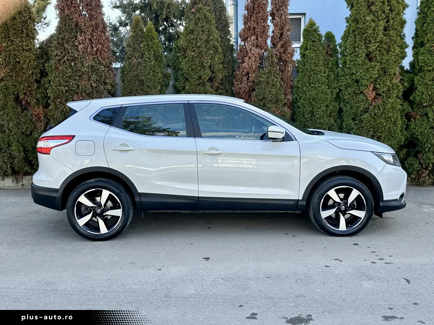 Nissan Qashqai 2015 183.000KM Lane Assist Garantie Rate