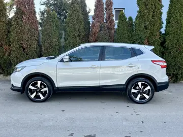 Nissan Qashqai 2015 183.000KM Lane Assist Garantie Rate