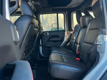 Jeep Wrangler Unlimited Rubicon Motor