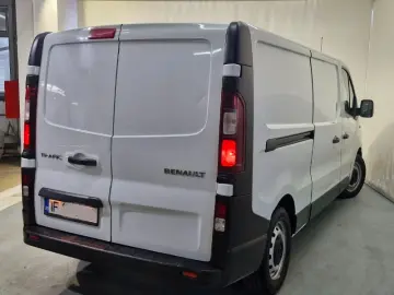RENAULT TRAFIC 2.0 Blue dCi 145CP L2 Expression