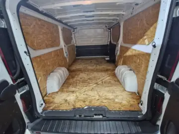 RENAULT TRAFIC 2.0 Blue dCi 145CP L2 Expression