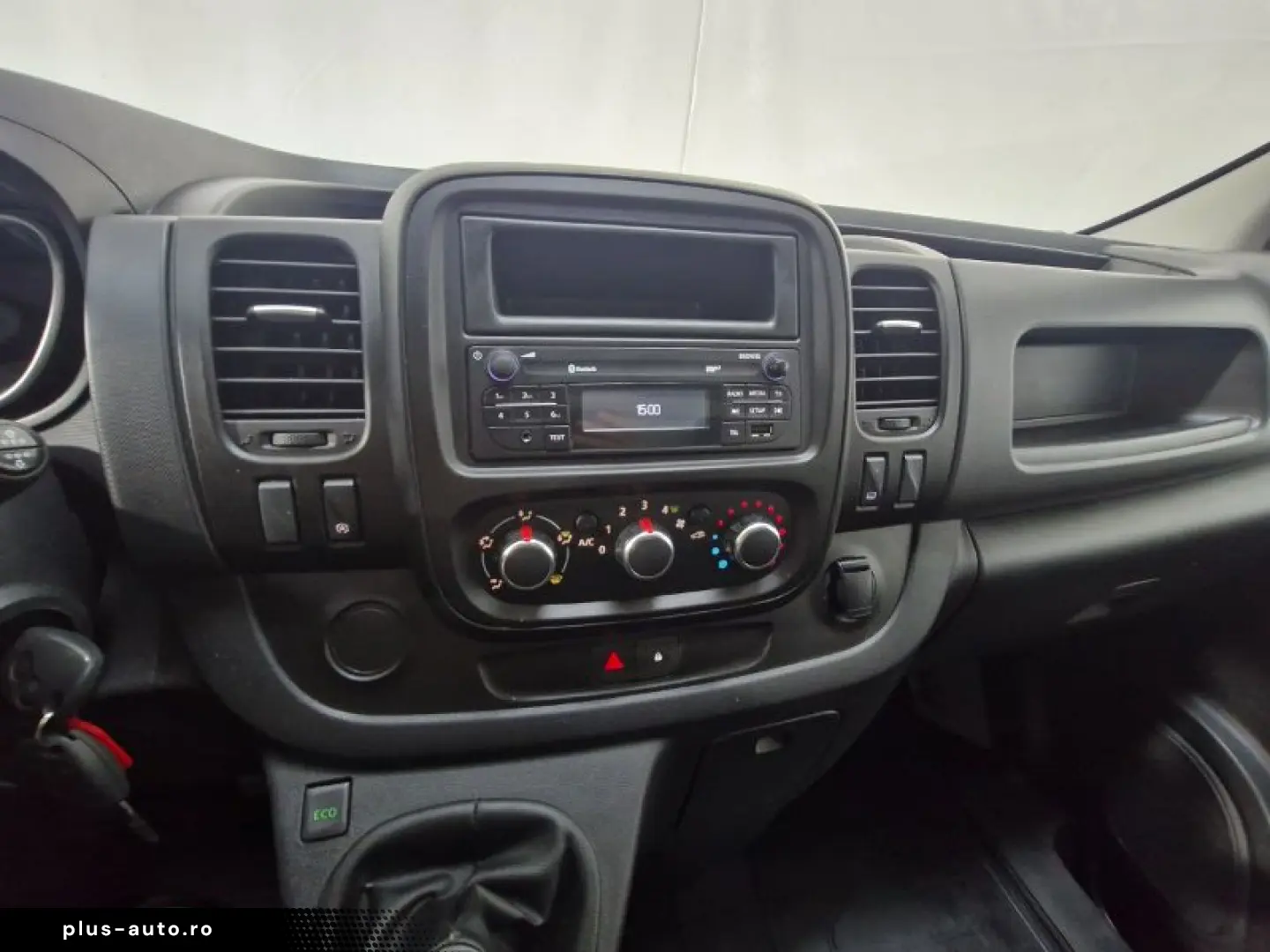 RENAULT TRAFIC 2.0 Blue dCi 145CP L2 Expression